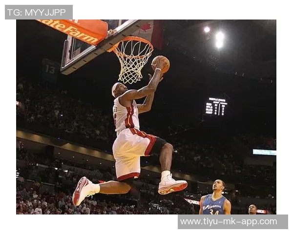 詹姆斯分享20张珍贵照片庆祝第23个赛季荣耀时刻尽情享受篮球人生