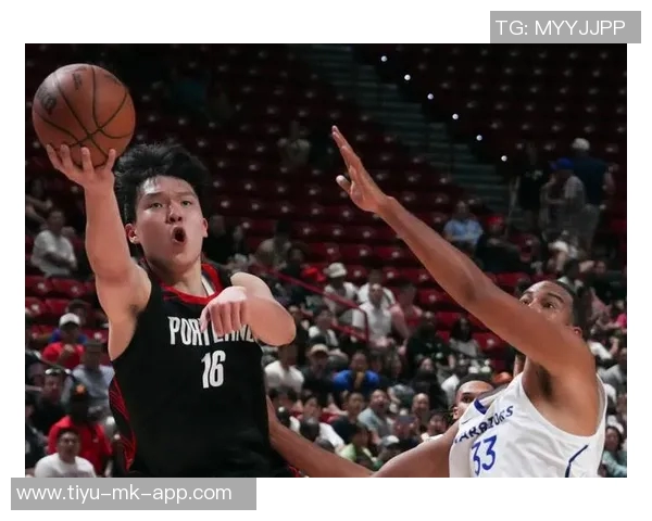 开拓者媒体人建议让杨瀚森防守大洛威表现或优于克林根和罗威